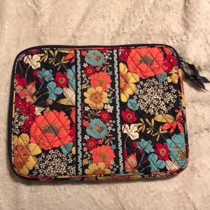 Vera Bradley Happy Snails Laptop Case!